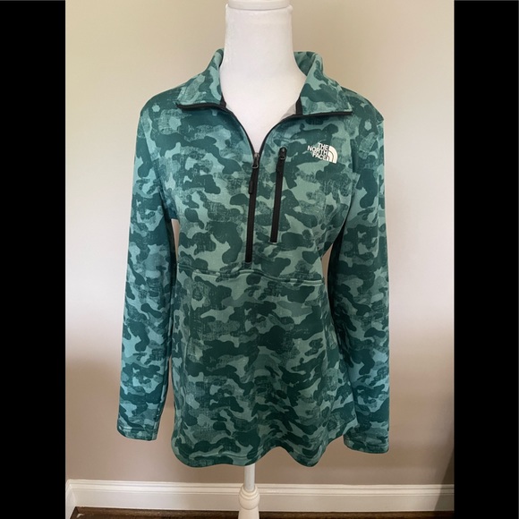 The North Face Tops - The North Face 1/4 Zip Camo Pullover L